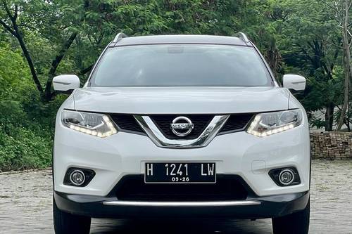 2016 Nissan X-Trail  2.5 HIGH CVT