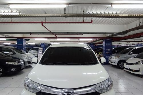 2016 Daihatsu Xenia  1.3 R MT