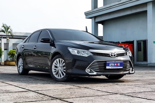 Used 2015 Toyota Camry V 2.5L AT