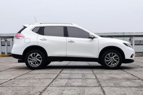 2016 Nissan X Trail 2.5L CVT AT bekas