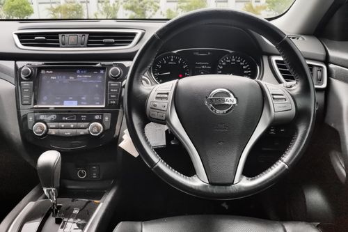2016 Nissan X Trail 2.5L CVT AT bekas