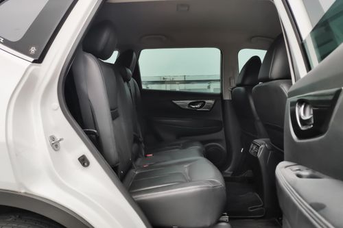 2016 Nissan X Trail 2.5L CVT AT bekas