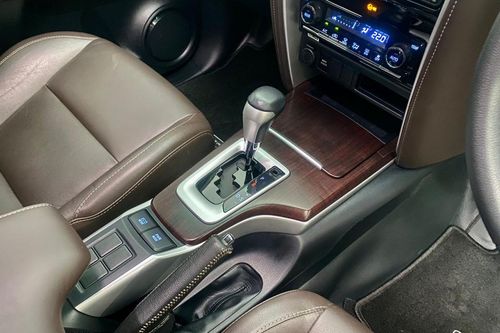 2017 Toyota Fortuner 2.4 VRZ AT bekas