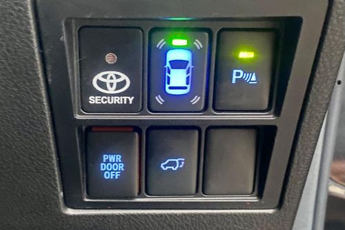 2017 Toyota Fortuner 2.4 VRZ AT bekas