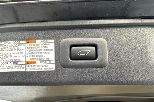 2018 Toyota Alphard  2.5 G A/T