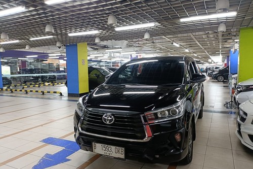 2022 Toyota Kijang Innova REBORN 2.4 V AT DIESEL
