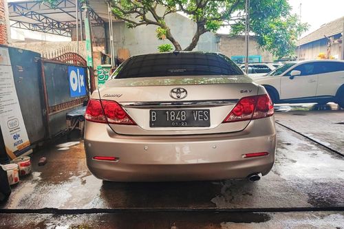 2006 Toyota Camry 2.4 V AT bekas