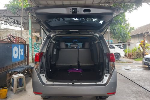 2016 Toyota Kijang Innova 2.0 V AT bekas