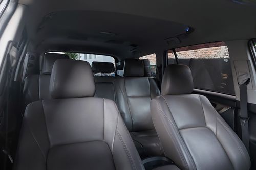2016 Toyota Kijang Innova 2.0 V AT bekas