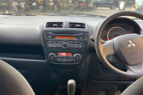 2015 Mitsubishi Mirage GLX bekas