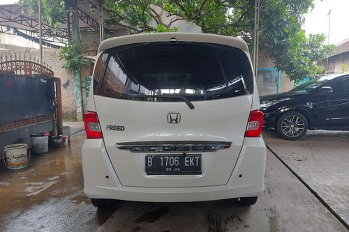 2013 Honda Freed S AT bekas