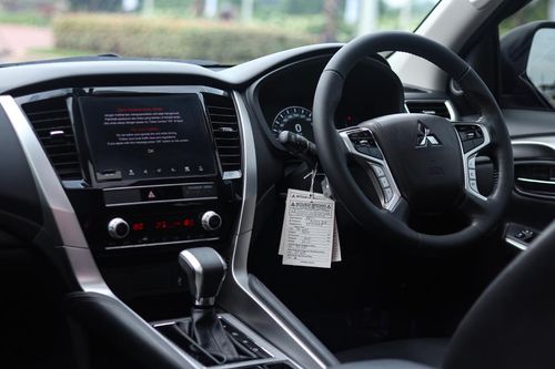 2021 Mitsubishi Pajero Sport Dakar AT 4x2 bekas