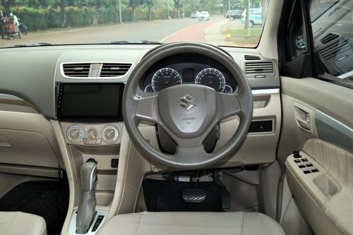 2016 Suzuki Ertiga GL AT bekas
