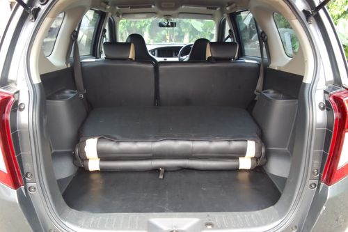 2016 Daihatsu Sigra 1.2 R MT DLX bekas