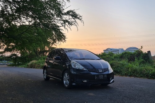 2012 Honda Jazz  1.5L RS AT bekas