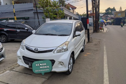 2014 Toyota Avanza Veloz  VELOZ 1.5 AT AIRBAG bekas