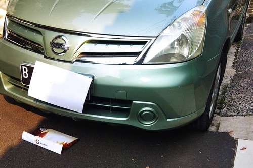 Used 2010 Nissan Grand Livina  1.5 XV AT