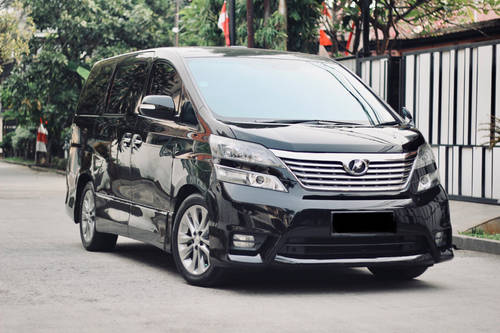 2010 Toyota Vellfire  2.4 Z AT AUDIOLESS