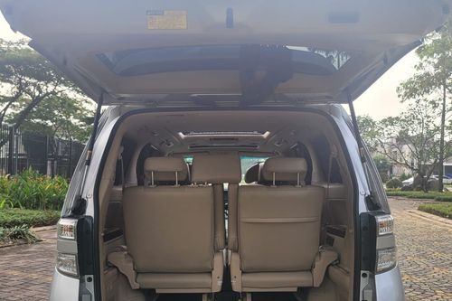 Used 2011 Toyota Vellfire 2.4 V AT