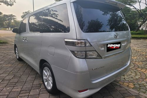 Used 2011 Toyota Vellfire 2.4 V AT