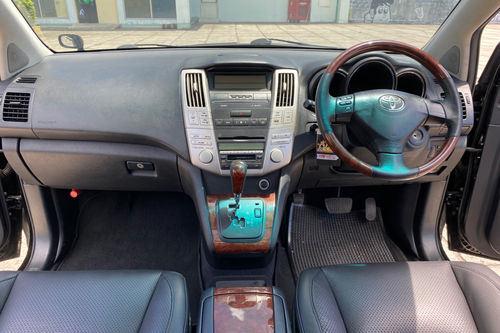 Used 2010 Toyota Harrier 2.4 L A/T PREMIUM FULL OPTION