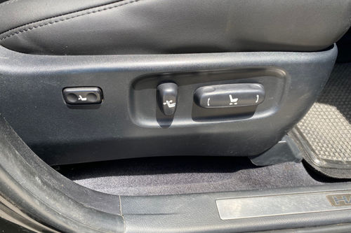 Used 2010 Toyota Harrier 2.4 L A/T PREMIUM FULL OPTION