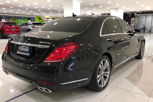 Dijual 2015 Mercedes Benz S-Class S 400 L Exclusive Line bekas