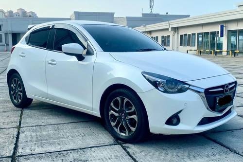 2016 Mazda 2  1.5 GT AT