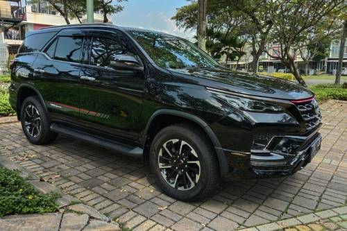 2021 Toyota Fortuner 4X2 G AT DIESEL TRD SPORTIVO bekas