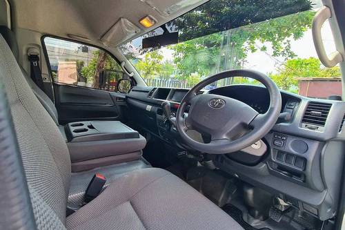 2021 Toyota Hiace STD Manual