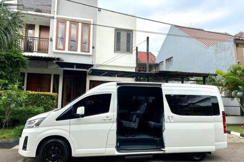 2019 Toyota Hiace Premio