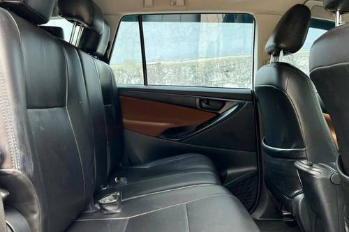 2017 Toyota Kijang Innova REBORN 2.4 G AT DIESEL LUX