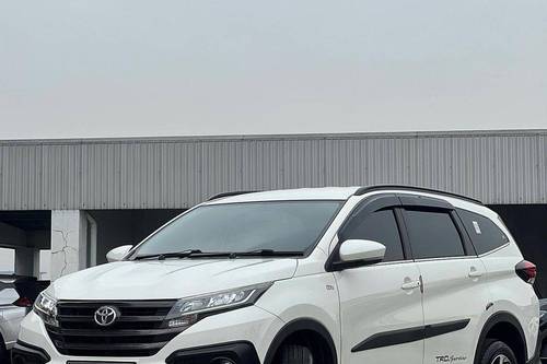 2019 Toyota Rush S TRD SPORTIVO 1.5L AT