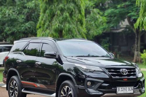 2019 Toyota Fortuner 4X2 G AT DIESEL TRD SPORTIVO