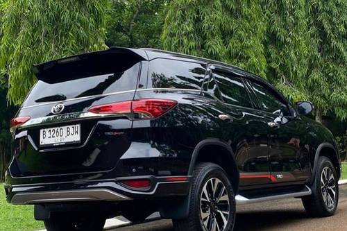 2019 Toyota Fortuner 4X2 G AT DIESEL TRD SPORTIVO