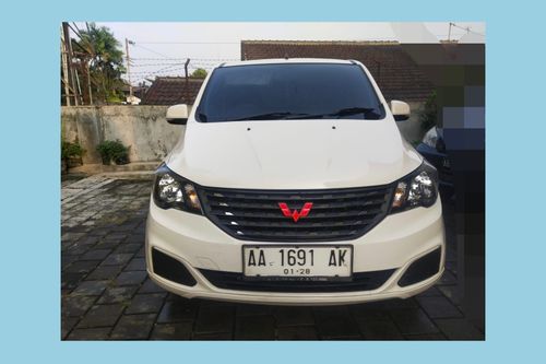 Second Hand 2022 Wuling Formo 1.2 Standard 8-Seat