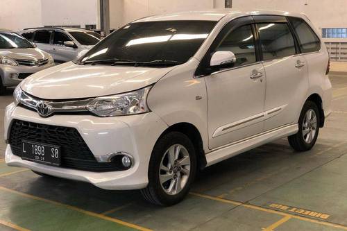 2015 Toyota Avanza Veloz  1.5 AT