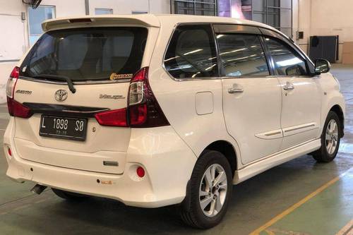 2015 Toyota Avanza Veloz  1.5 AT