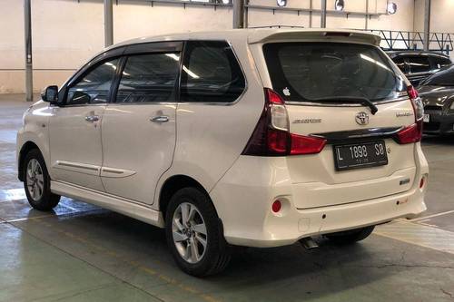 2015 Toyota Avanza Veloz  1.5 AT