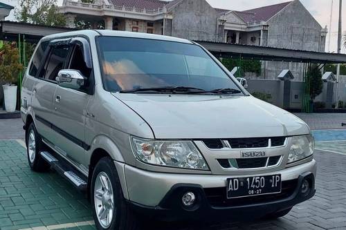 2007 Isuzu Panther LS 2.5L MT