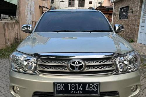 Second Hand 2010 Toyota Fortuner 2.4 G AT