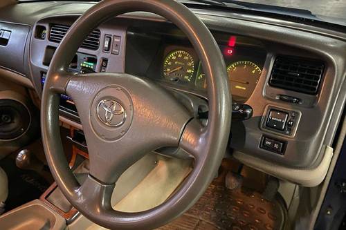 2014 Toyota Kijang  Krista 2.5L MT