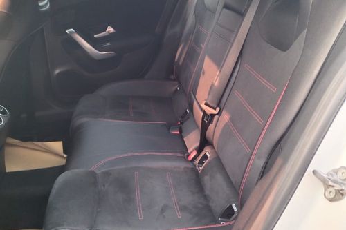 2019 Mercedes Benz CLA-Class 200 AMG Line bekas