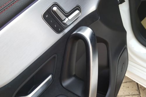 2019 Mercedes Benz CLA-Class 200 AMG Line bekas