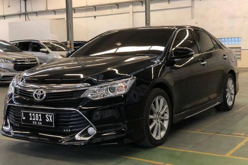 2016 Toyota Camry V 2.5L AT