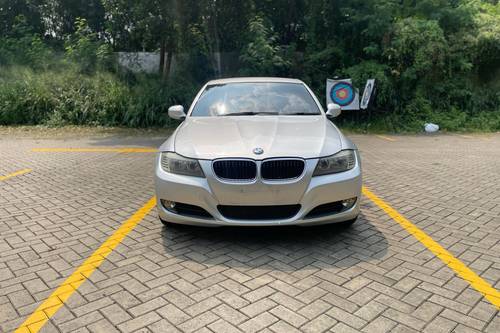 2010 BMW 3 Series Sedan 320i Dynamic bekas