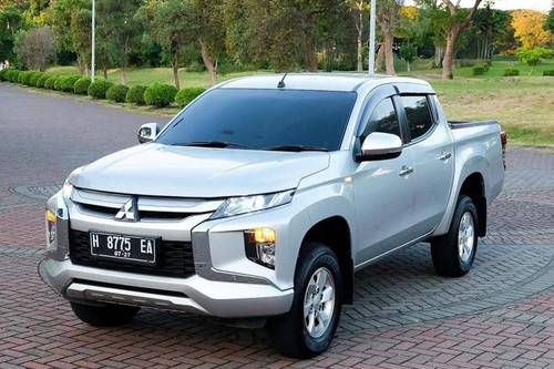 2017 Mitsubishi L300 Pickup Standard