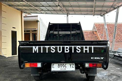 2017 Mitsubishi L300 Pickup Standard