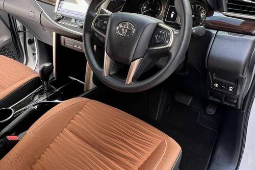 2020 Toyota Kijang Innova REBORN 2.4 V AT DIESEL TRD