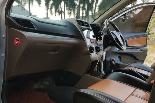 2017 Daihatsu Xenia  XI VVTI 1.3L MT SPORTY